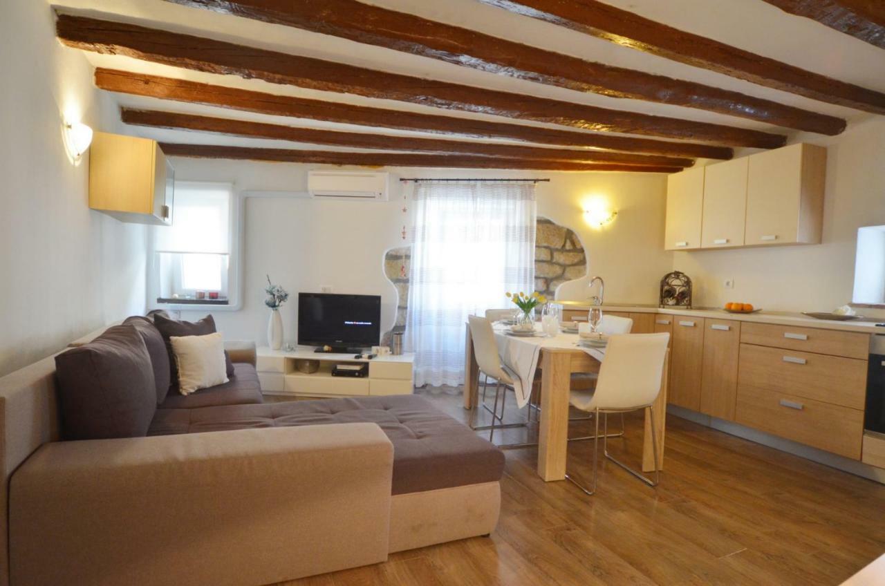 Apartment Eleni Rovinj Exterior photo